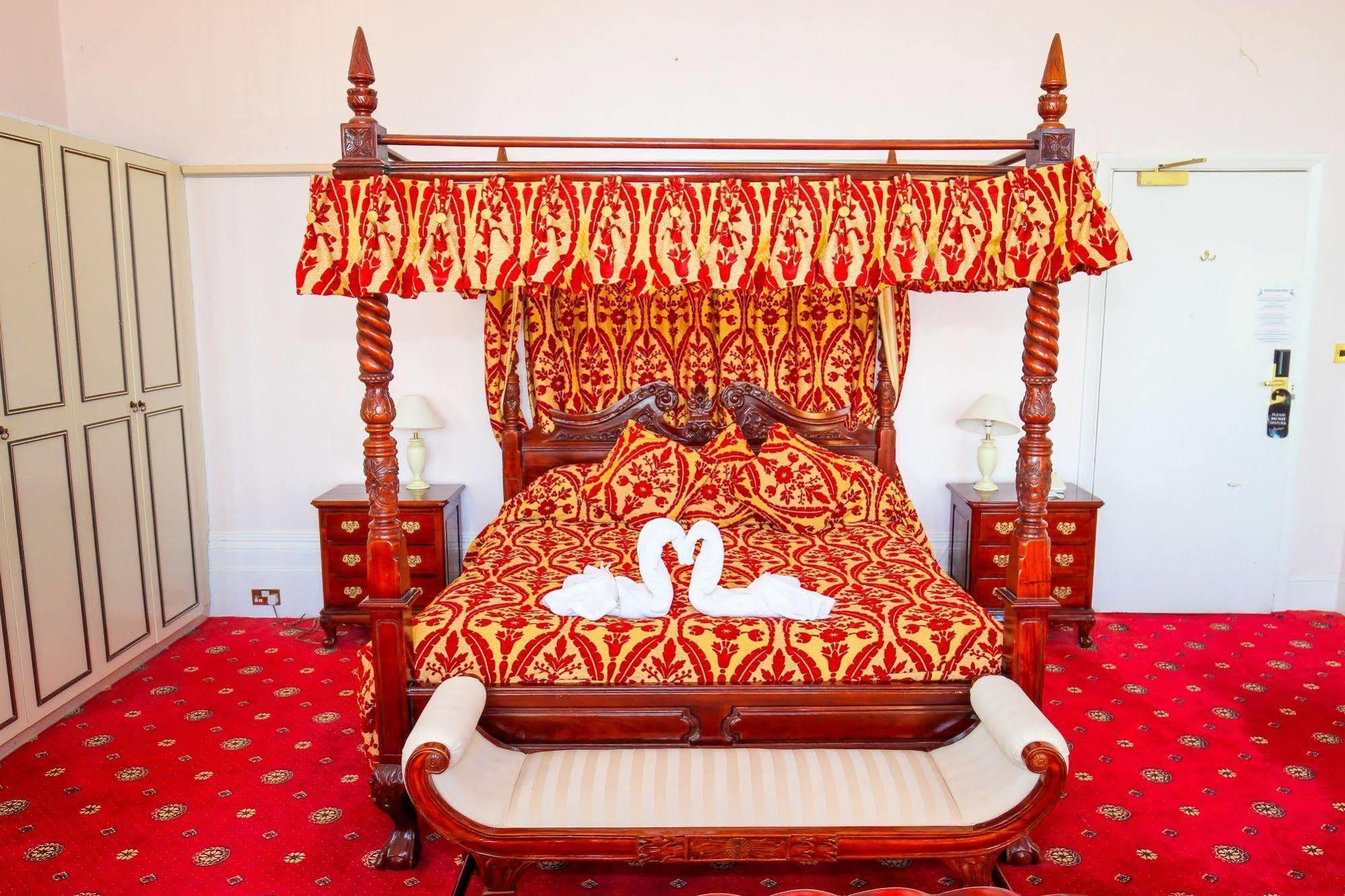 The Mansion Lions Hotel Eastbourne Eksteriør billede